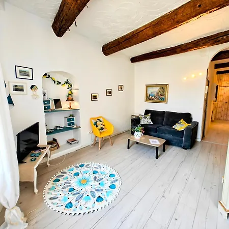 St Joseph - Great Flat - Old Town For 4 Apartment