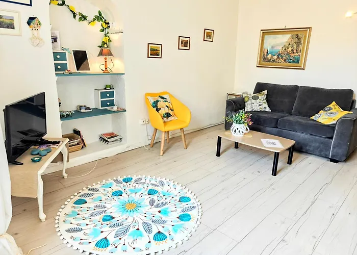 St Joseph - Great Flat - Old Town For 4 Apartment *
